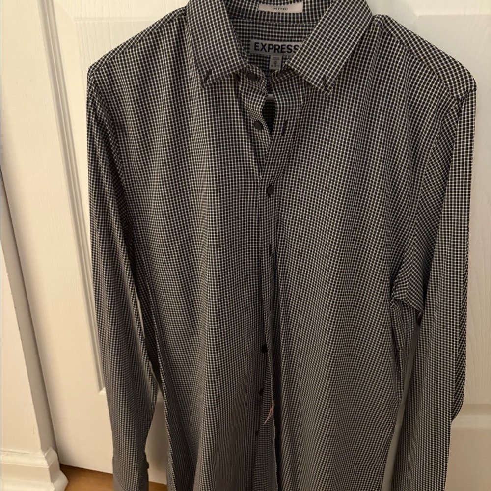 Express Black and White Checkered Men's Shirt -  Size M